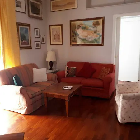 Rey Apartament Rome