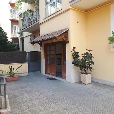 Rey Apartament * Rome
